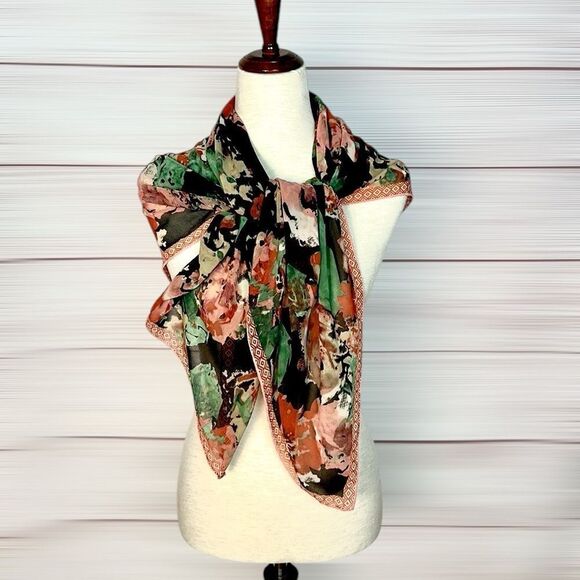 Large Silk (?) Chiffon Square Scarf Floral Print Hand Rolled 40x40” - Picture 7 of 11